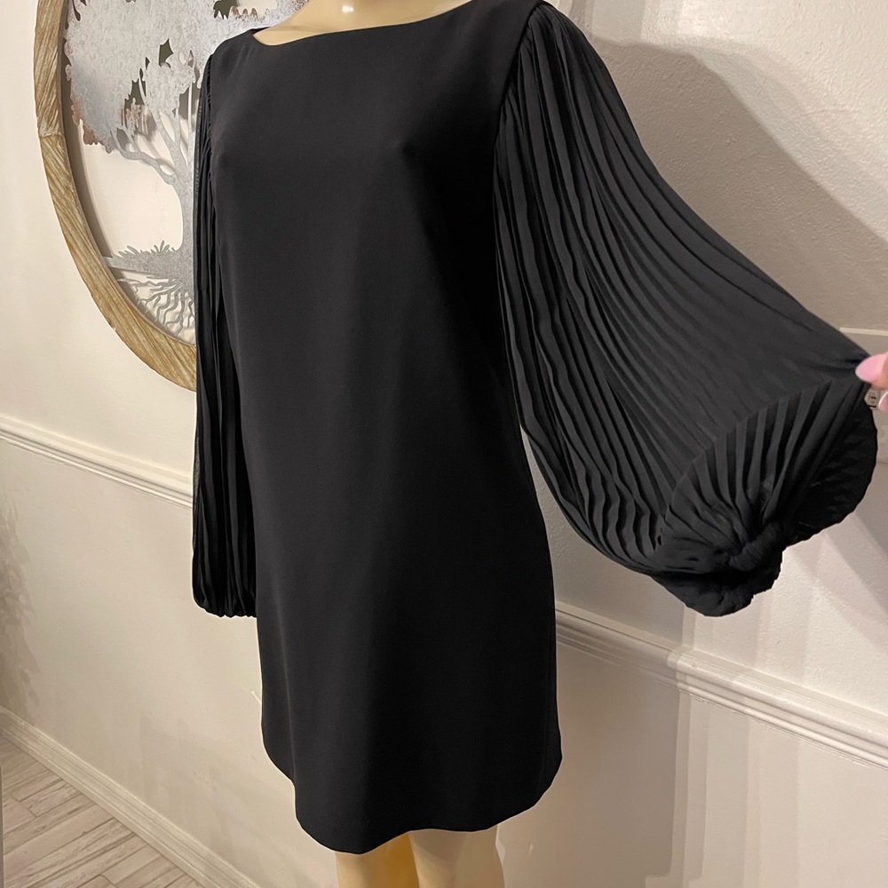 Gorgeous dress by White House Black Market